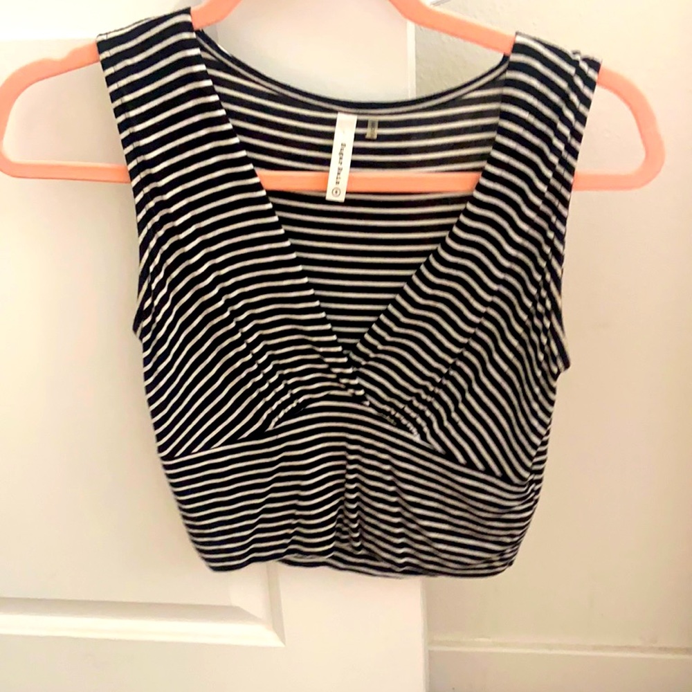 Basic black/white striped crop top